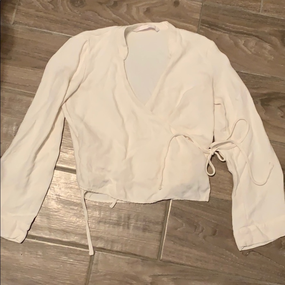 S White tie up blouse
